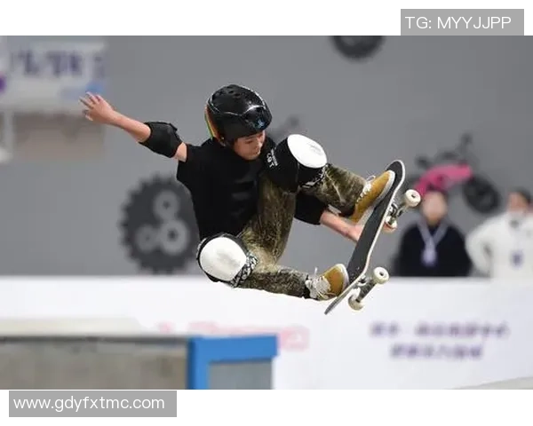 滑板战术解析成都滑板队如何构建整体压制体系与战术协同 滑板战术解析成都滑板队如何构建整体压制体系与战术协同